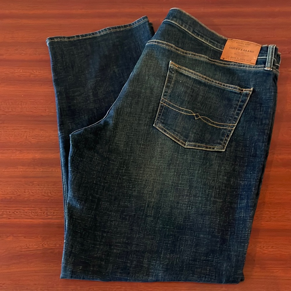 Lucky Brand Jeans - Picture 1 of 9